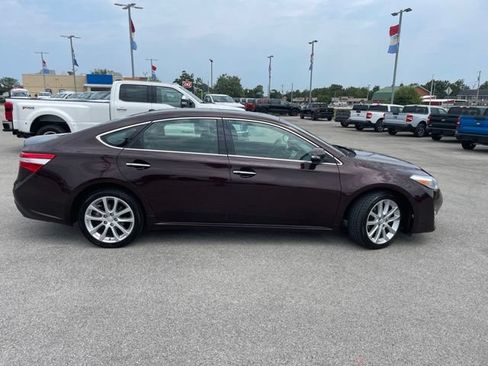 Used 2013 Toyota Avalon XLE Touring FWD image 12