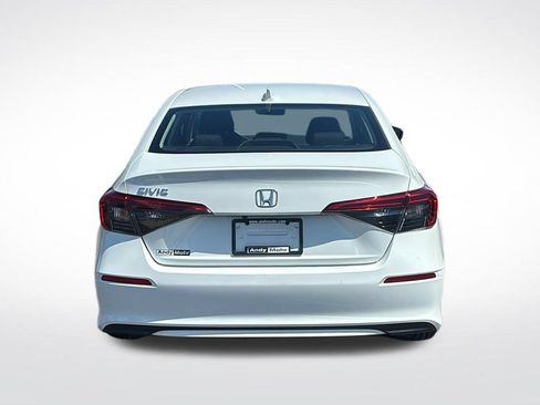 Used 2023 Honda Civic EX image 6