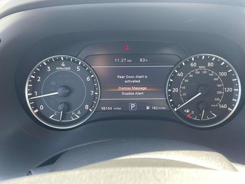 Used 2023 Nissan Armada SL w/ Captain's Chairs Package image 26