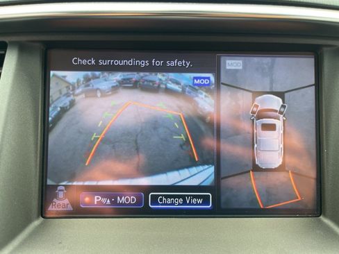 Used 2015 INFINITI QX80 4WD w/ Deluxe Technology Package image 21