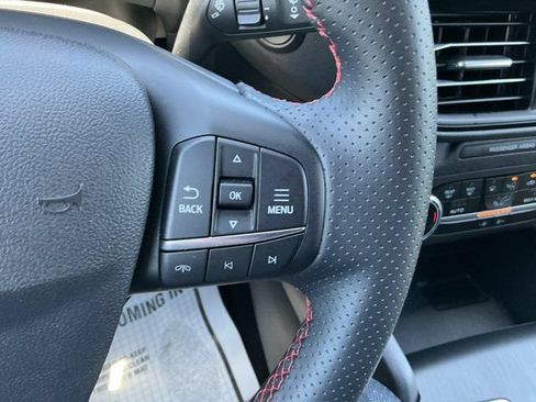 Used 2025 Ford Escape ST-Line AWD/4WD image 28