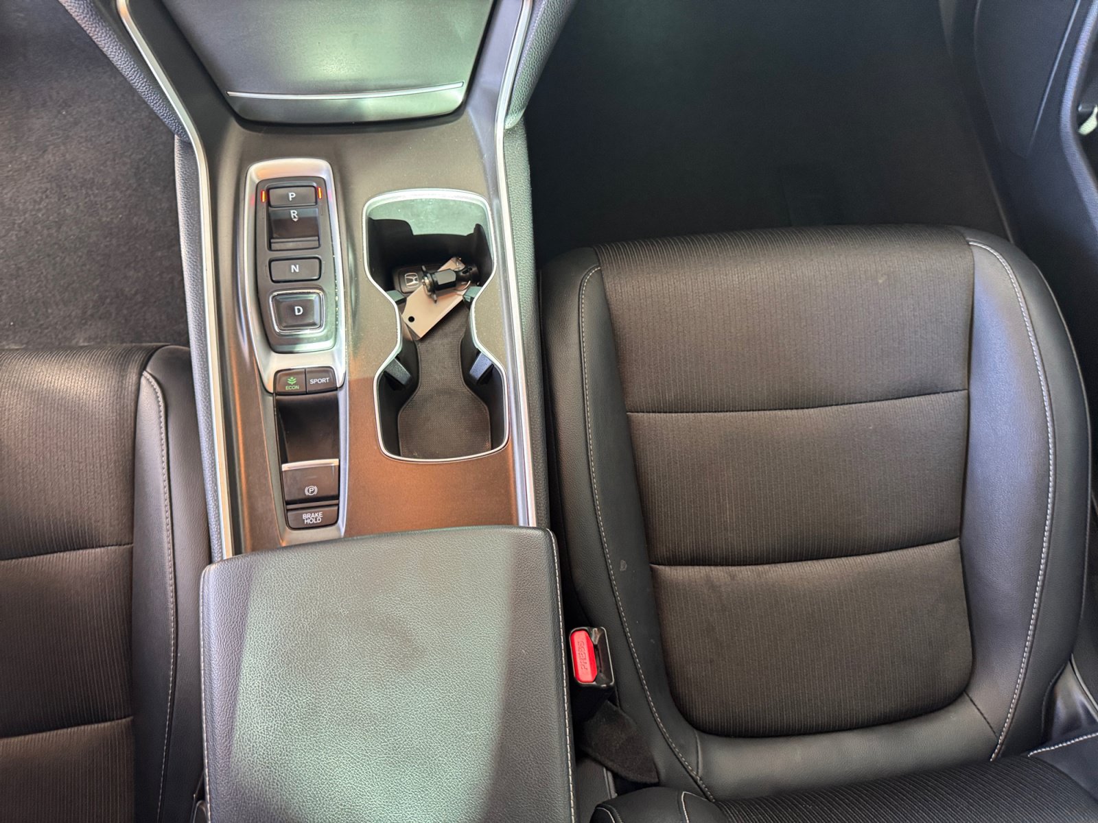 Used 2022 Honda Accord Sport image 19
