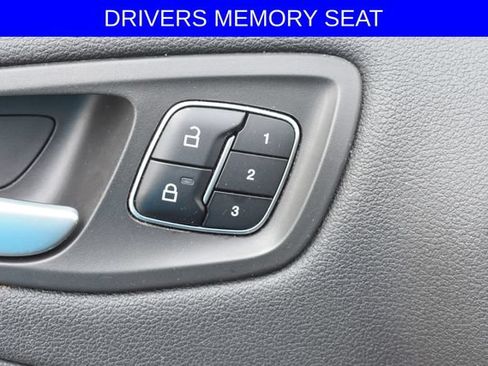 Used 2019 Ford Escape Titanium AWD/4WD image 5