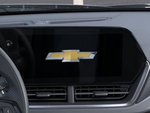 New 2026 Chevrolet Trax LT FWD image 20