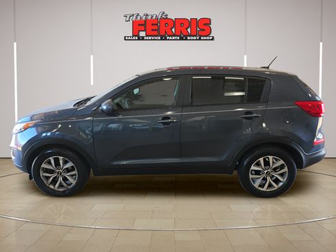Used 2015 Kia Sportage LX FWD image 2