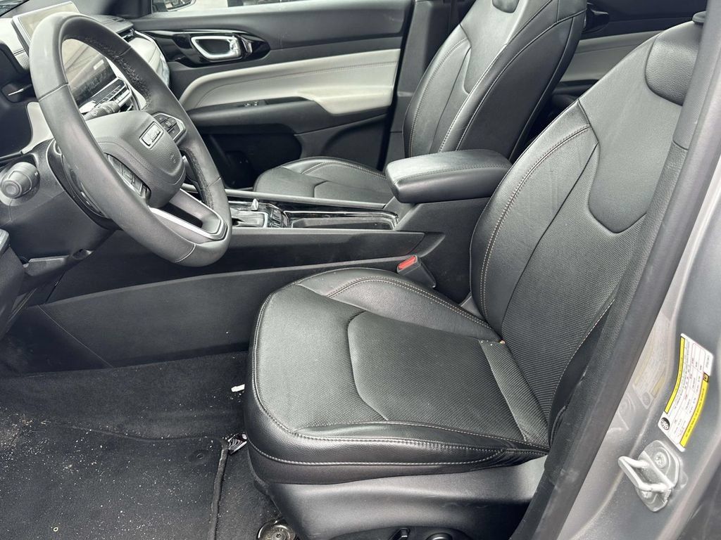 Used 2023 Jeep Compass Limited w/ Elite Group AWD/4WD image 19