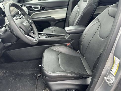 Used 2023 Jeep Compass Limited w/ Elite Group AWD/4WD image 19