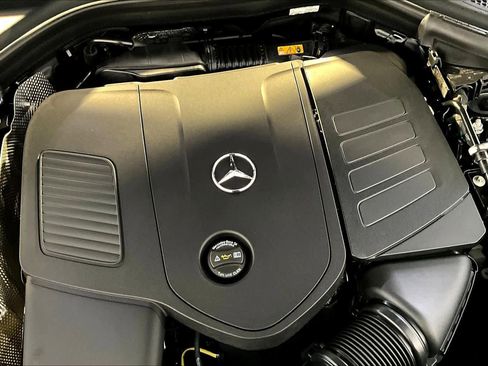 Used 2026 Mercedes-Benz GLC 300 4MATIC image 31