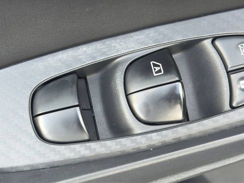 Used 2020 Nissan Sentra SV FWD image 34
