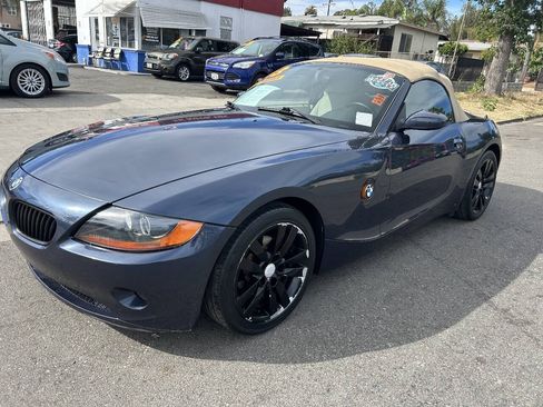 Used 2003 BMW Z4 2.5i RWD image 4
