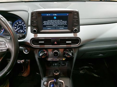 Used 2021 Hyundai Kona SEL Plus image 19