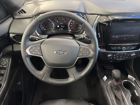 Used 2023 Chevrolet Traverse RS w/ LPO, Cargo Package AWD/4WD image 27