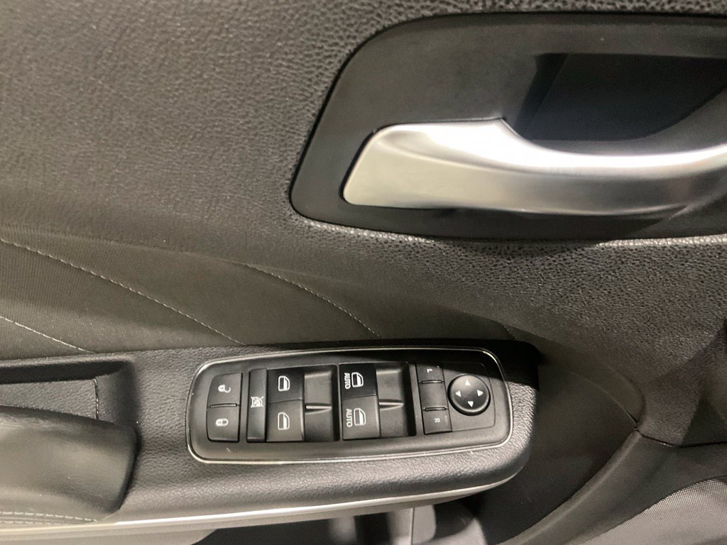 Used 2019 Dodge Charger Scat Pack RWD image 8