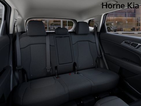 New 2026 Kia Sportage LX image 16