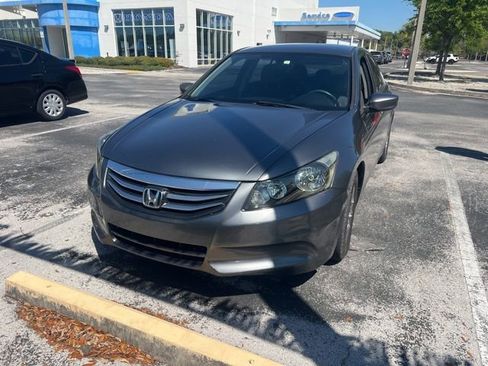 Used 2012 Honda Accord SE image 1