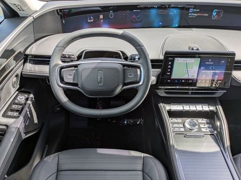 New 2026 Lincoln Nautilus Reserve w/ Jet Appearance Package AWD/4WD image 16
