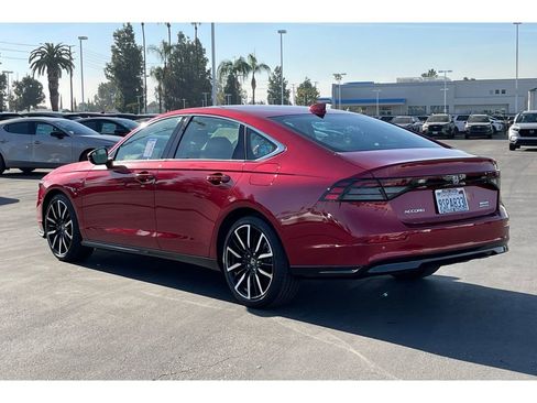 Certified 2025 Honda Accord Touring image 3