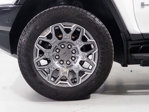 Used 2025 GMC Hummer EV 3X AWD/4WD image 68
