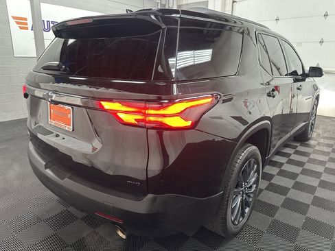 Used 2023 Chevrolet Traverse RS image 9