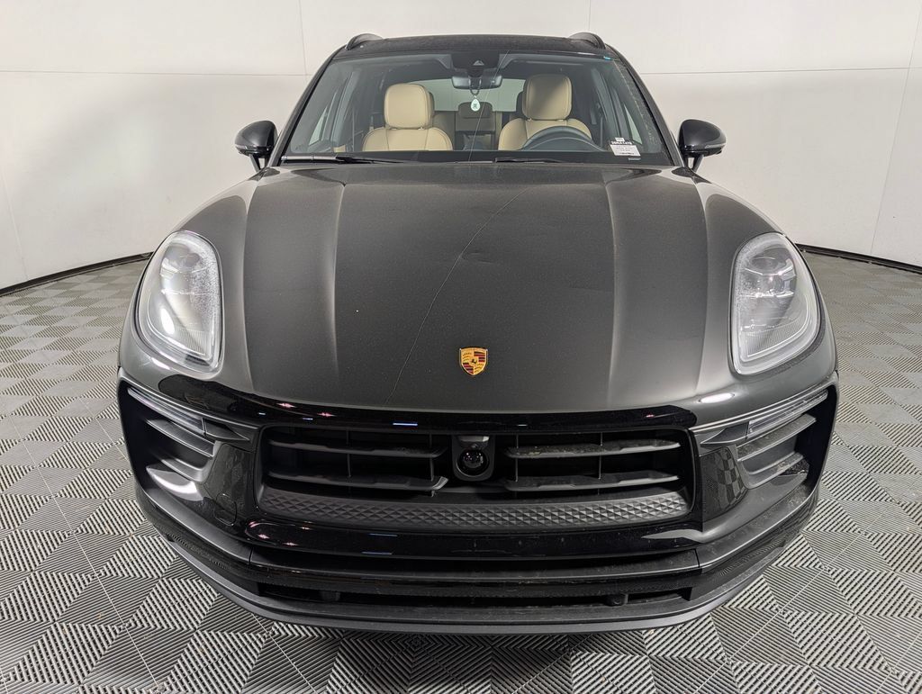 New 2026 Porsche Macan AWD/4WD image 10