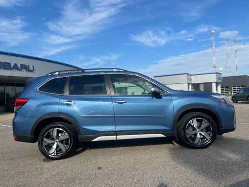 Used 2019 Subaru Forester Touring w/ Popular Package #3 AWD/4WD image 8