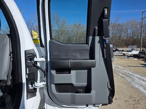 New 2026 Ford F350 XL w/ XL Chrome Package image 26