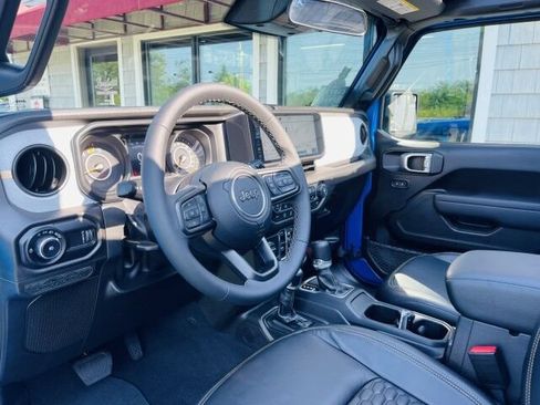 Used 2026 Jeep Wrangler Unlimited Sport AWD/4WD image 8