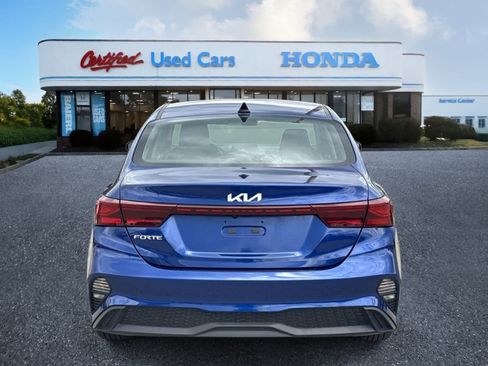 Used 2024 Kia Forte LXS w/ LXS Technology Package FWD image 4