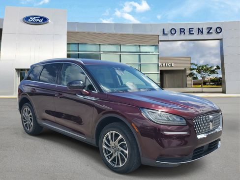 Used 2021 Lincoln Corsair FWD image 3