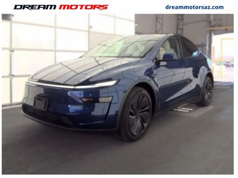 Used 2026 Tesla Model Y AWD image 1