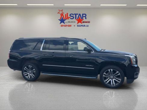 Used 2018 GMC Yukon XL Denali w/ Open Road Package RWD image 8