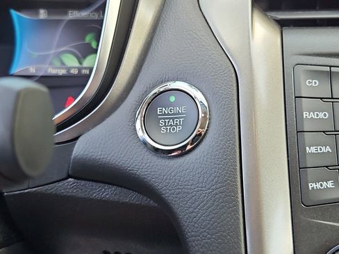 Used 2018 Ford Fusion S image 21