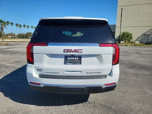 New 2026 GMC Yukon Elevation image 6