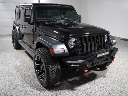 Used 2018 Jeep Wrangler Unlimited Sport S image 5
