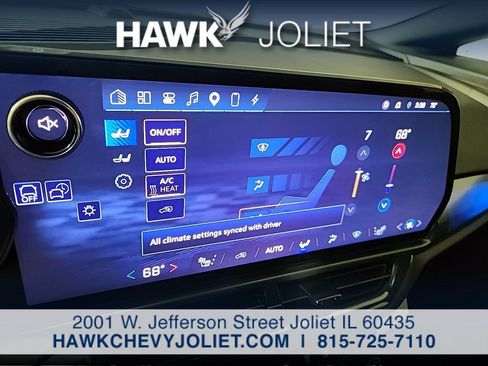 Used 2024 Chevrolet Equinox EV RS FWD image 18