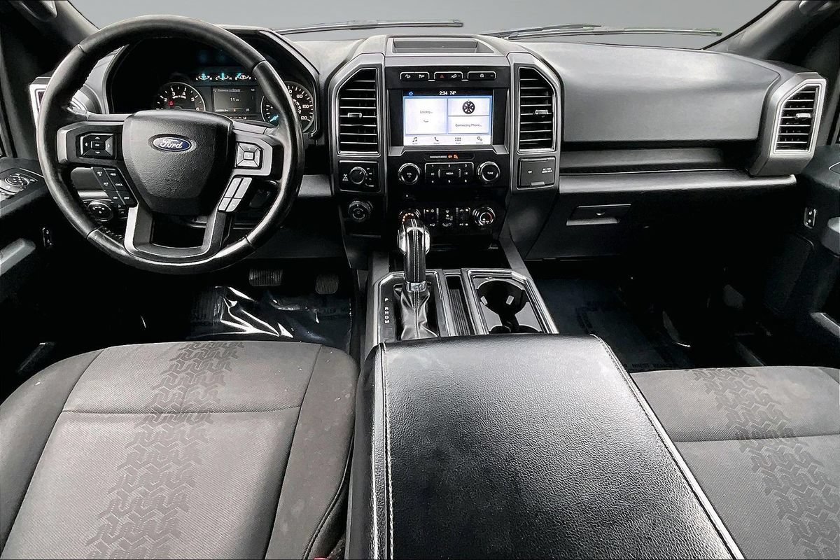 Used 2018 Ford F150 XLT w/ Equipment Group 302A Luxury AWD/4WD image 19