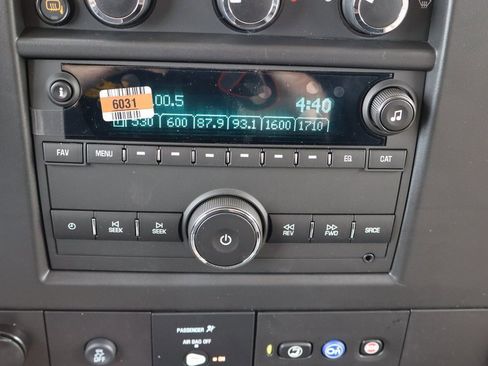 New 2025 Chevrolet Express 3500 w/ Chrome Appearance Package image 8