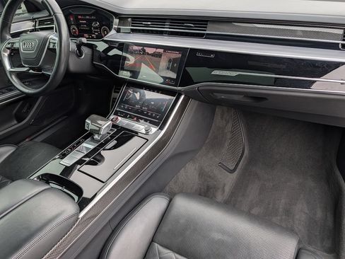 Used 2021 Audi S8 L w/ S8 Executive Package AWD/4WD image 36