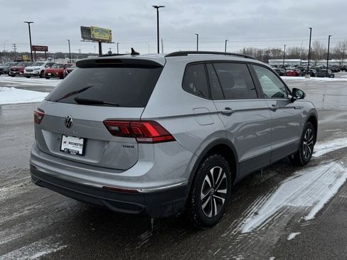 Used 2022 Volkswagen Tiguan S image 33