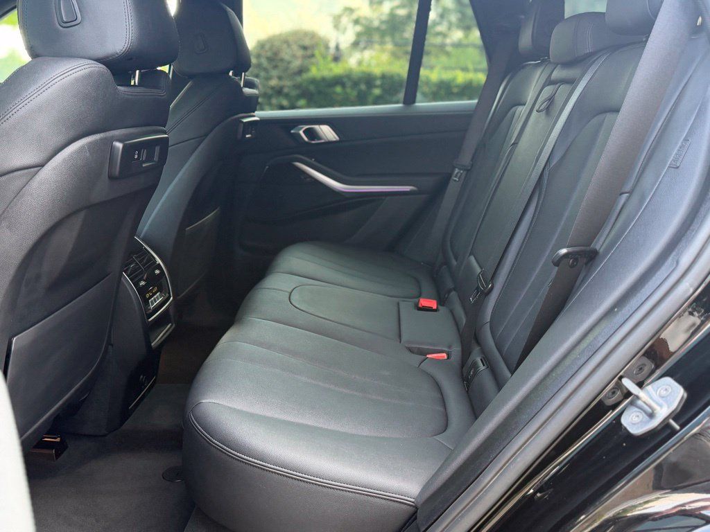 Used 2020 BMW X5 sDrive40i w/ Convenience Package RWD image 13