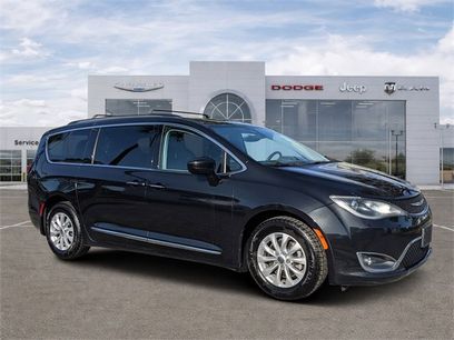 Used 2017 Chrysler Pacifica Touring-L