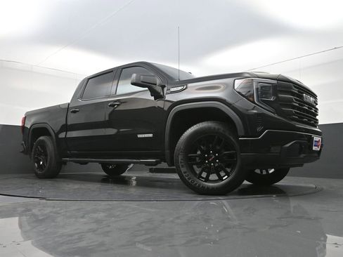 Used 2024 GMC Sierra 1500 Elevation w/ LPO, Elevation Black Package RWD image 24