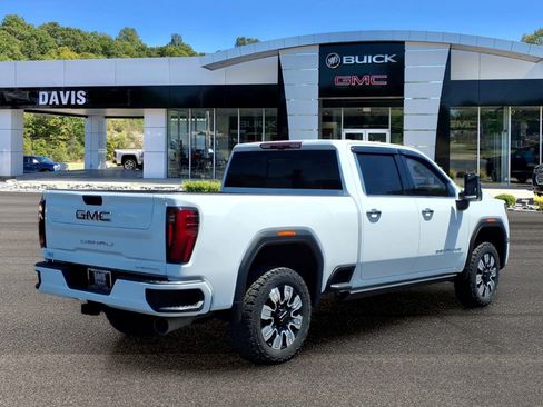Used 2024 GMC Sierra 2500 Denali w/ Denali Reserve Package AWD/4WD image 2