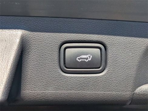 Used 2023 Hyundai Palisade SEL w/ Premium Package image 14