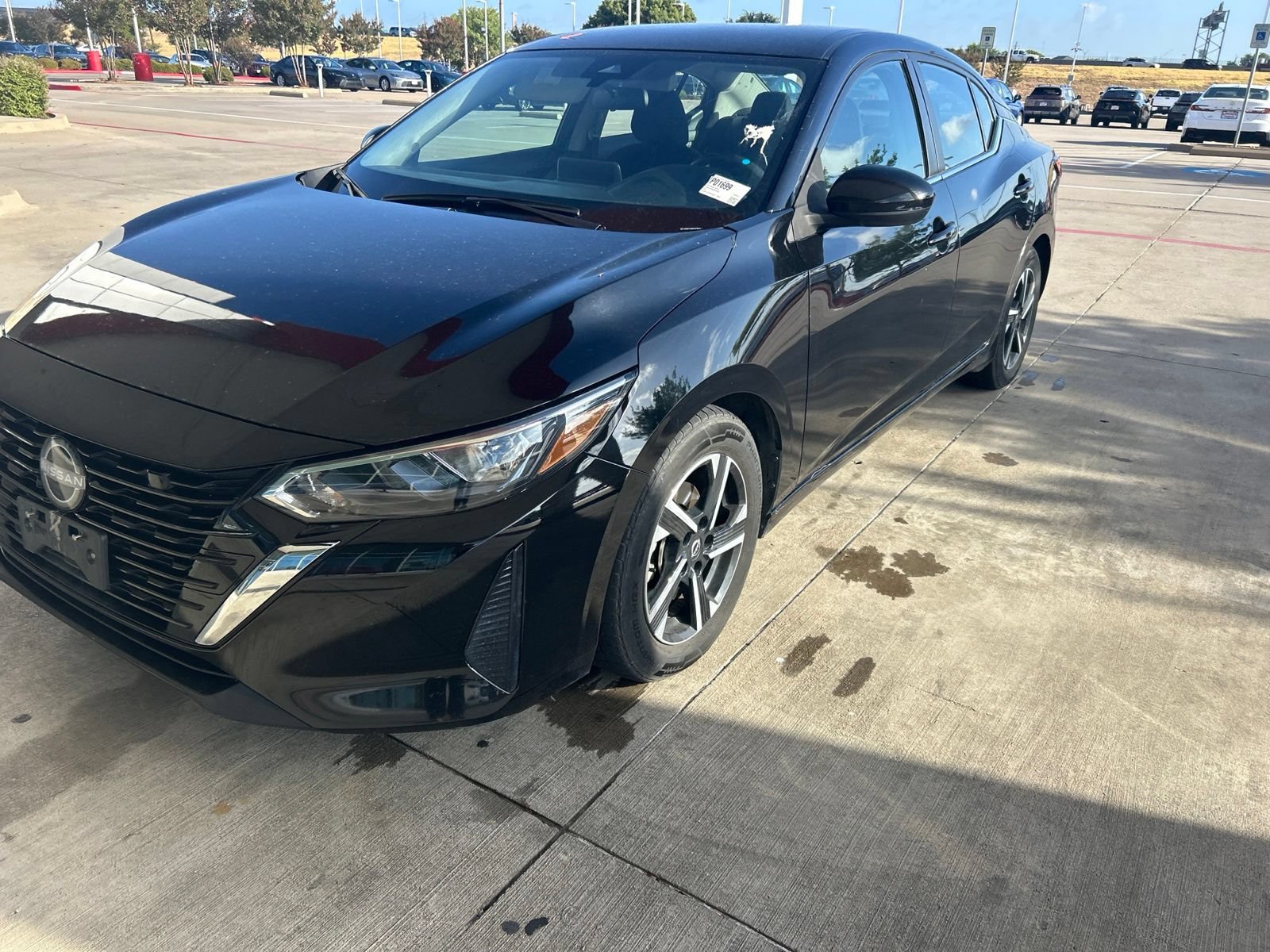 Used 2024 Nissan Sentra SV FWD image 1