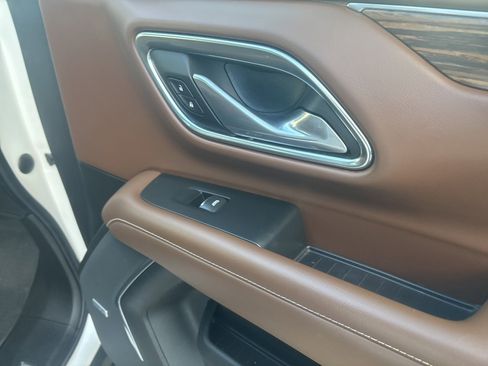 Used 2021 Chevrolet Tahoe High Country image 25