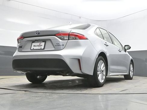 Used 2024 Toyota Corolla LE w/ LE Convenience Package FWD image 38