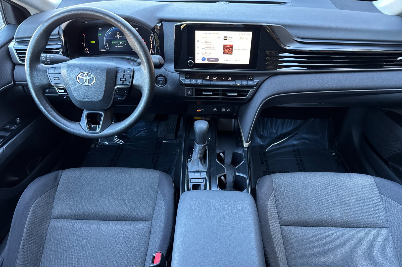 Certified 2025 Toyota Camry LE FWD image 17