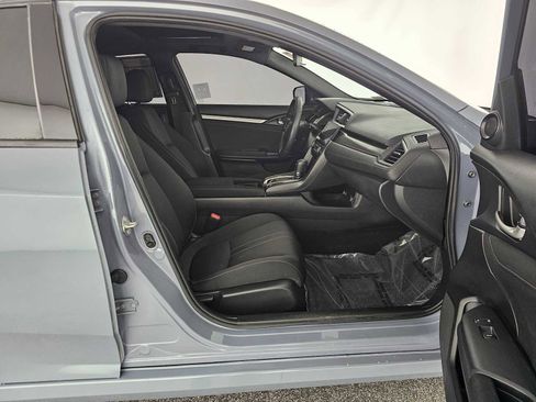 Used 2019 Honda Civic EX image 9
