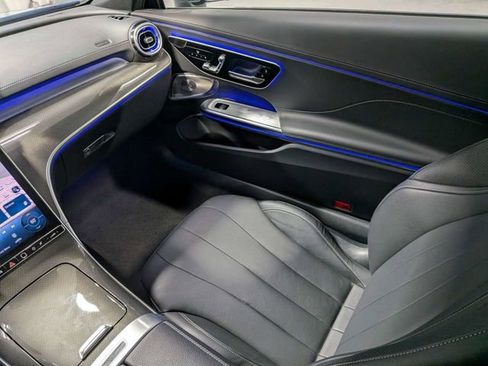 Used 2024 Mercedes-Benz CLE 300 4MATIC Coupe image 8